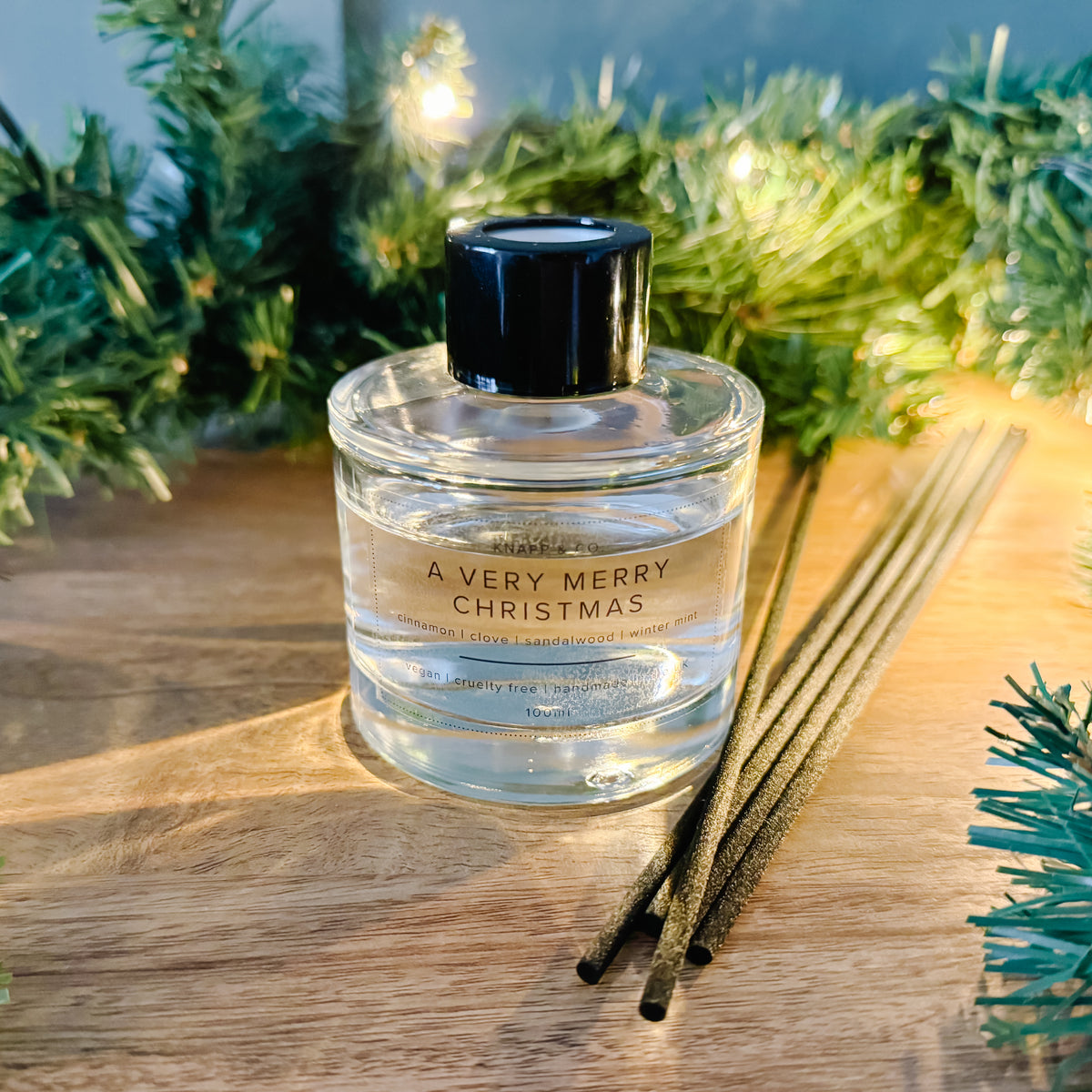 Warm Hugs - Reed Diffuser