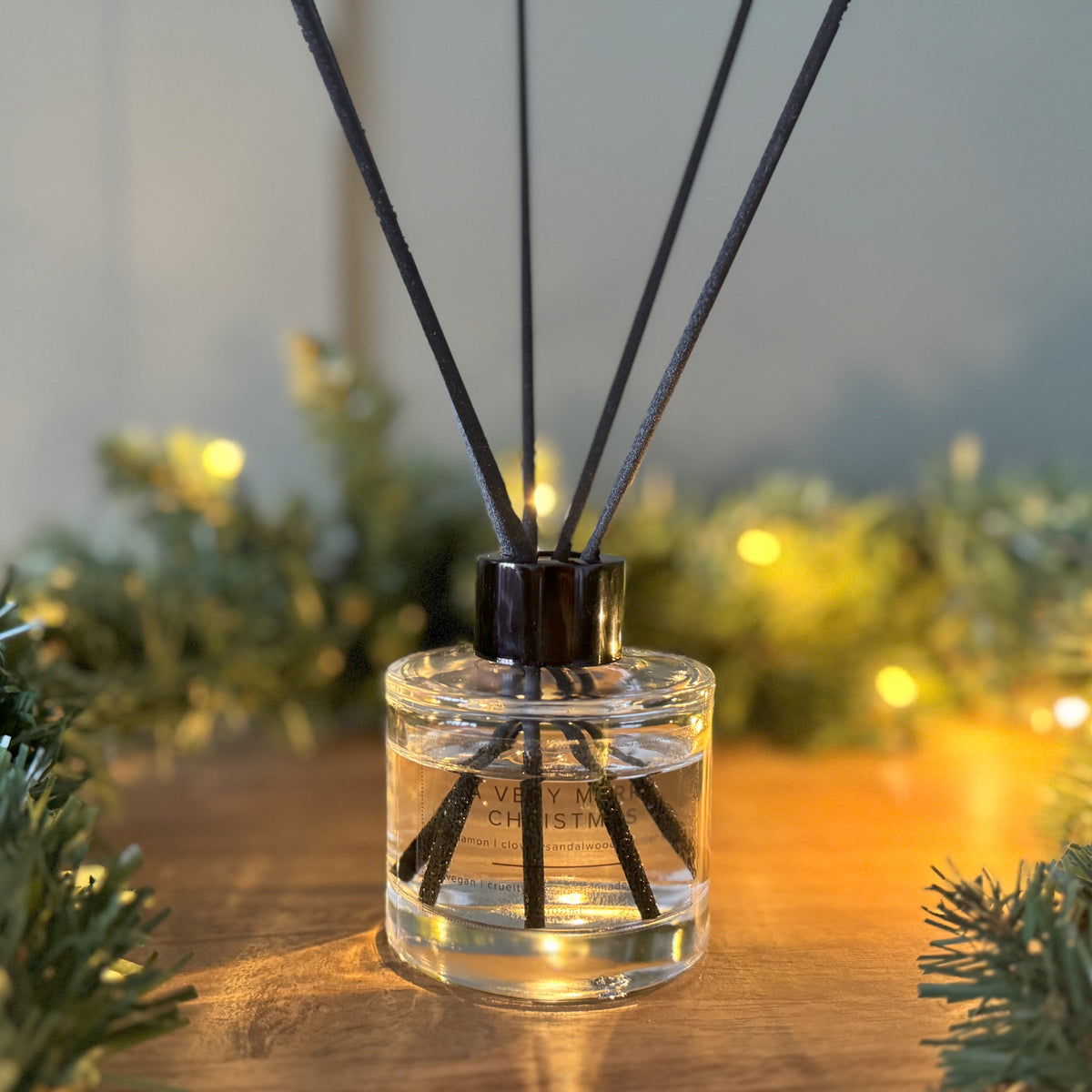 Ye Olde Christmas Shoppe - Reed Diffuser
